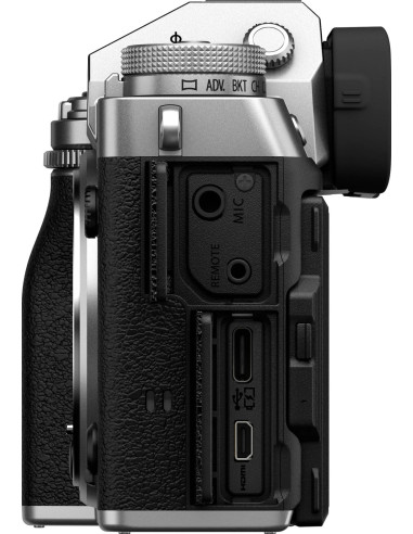 X-T5 Silver + XF 16-50mm f/2.8-4.8 R LM WR